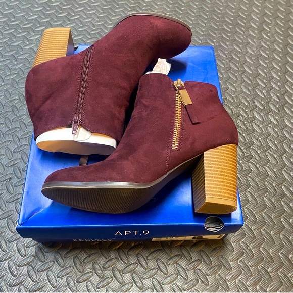 Suede Booties! - Picture 4 of 9